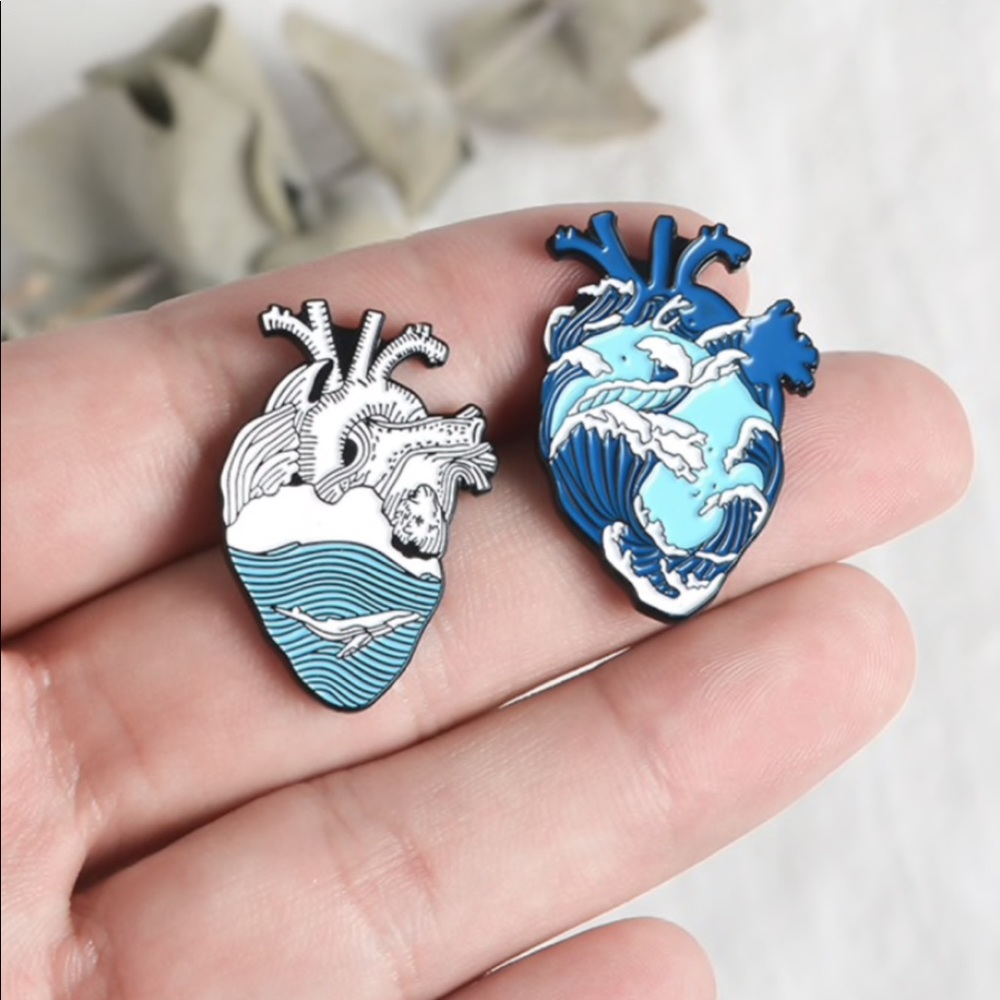 2 Matching Anatomy Heart Scrub Pins Blue Surf Wave - Picture 2 of 13